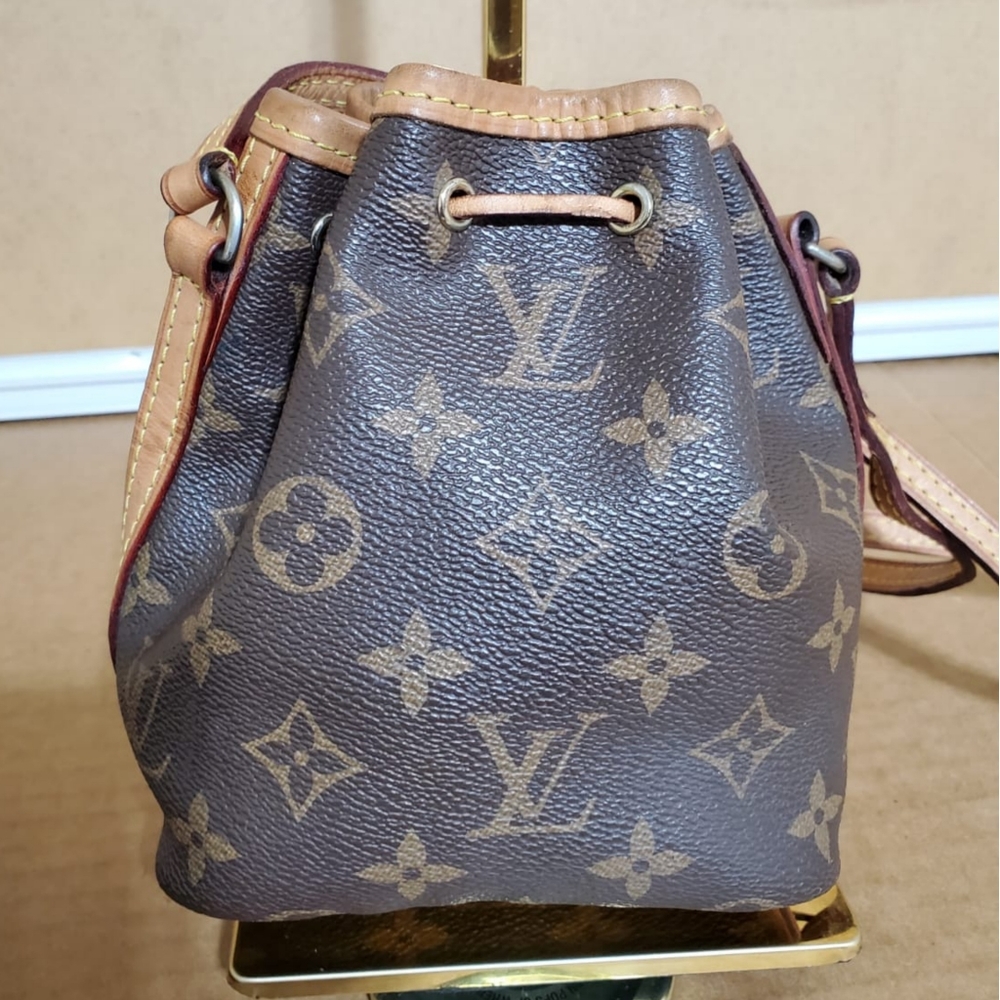 LOUIS VUITTON Monogram Nano Noe - Picture 7 of 12